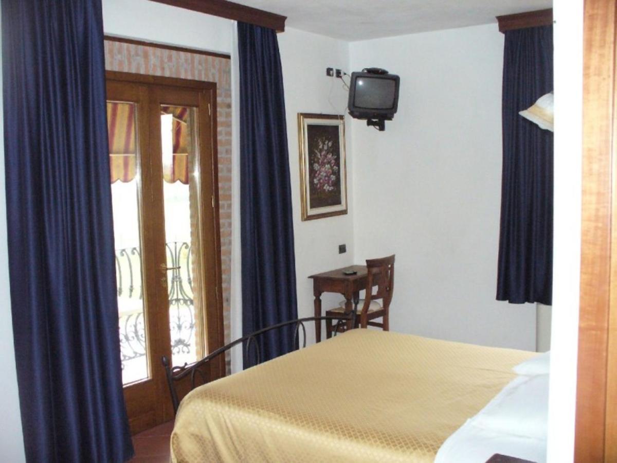 Agriturismo Corte Trincerone Μάντοβα Δωμάτιο φωτογραφία