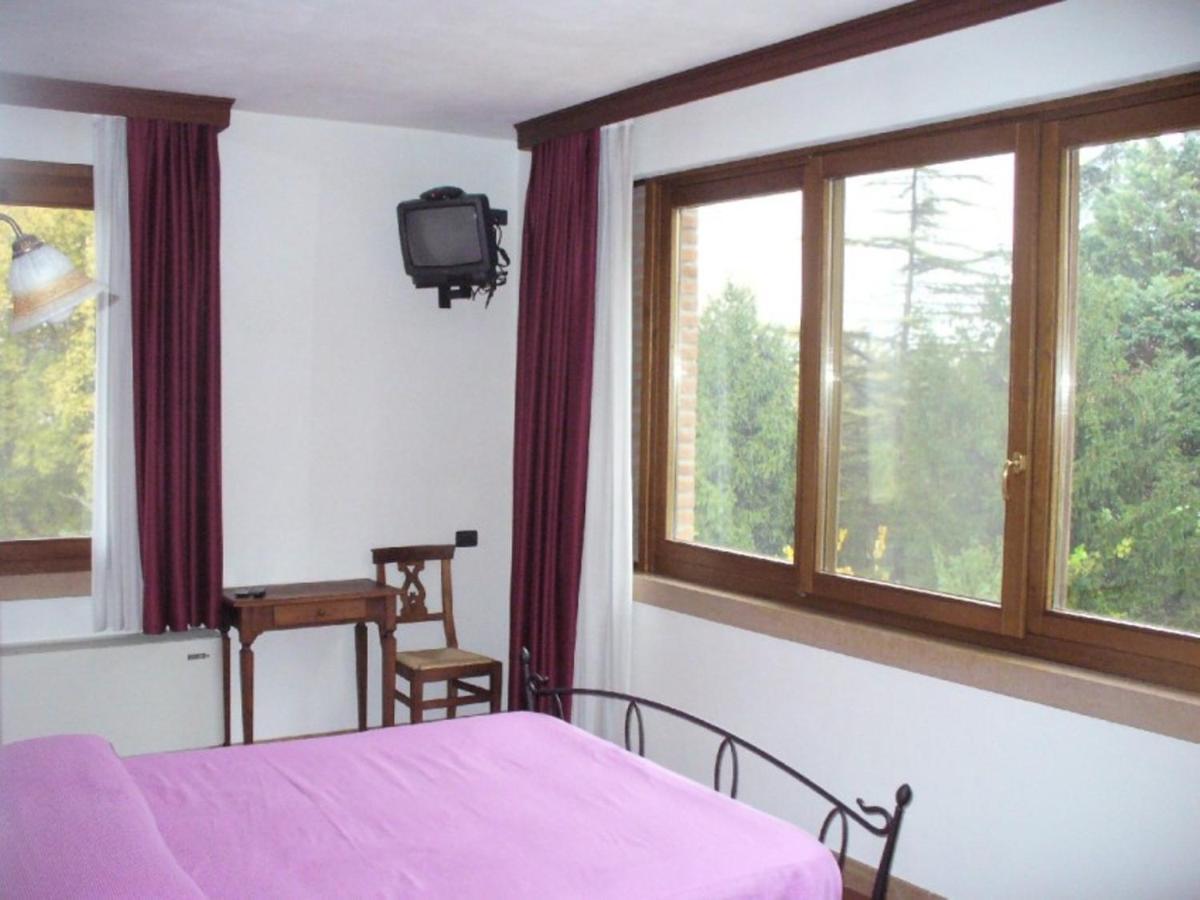 Agriturismo Corte Trincerone Μάντοβα Δωμάτιο φωτογραφία